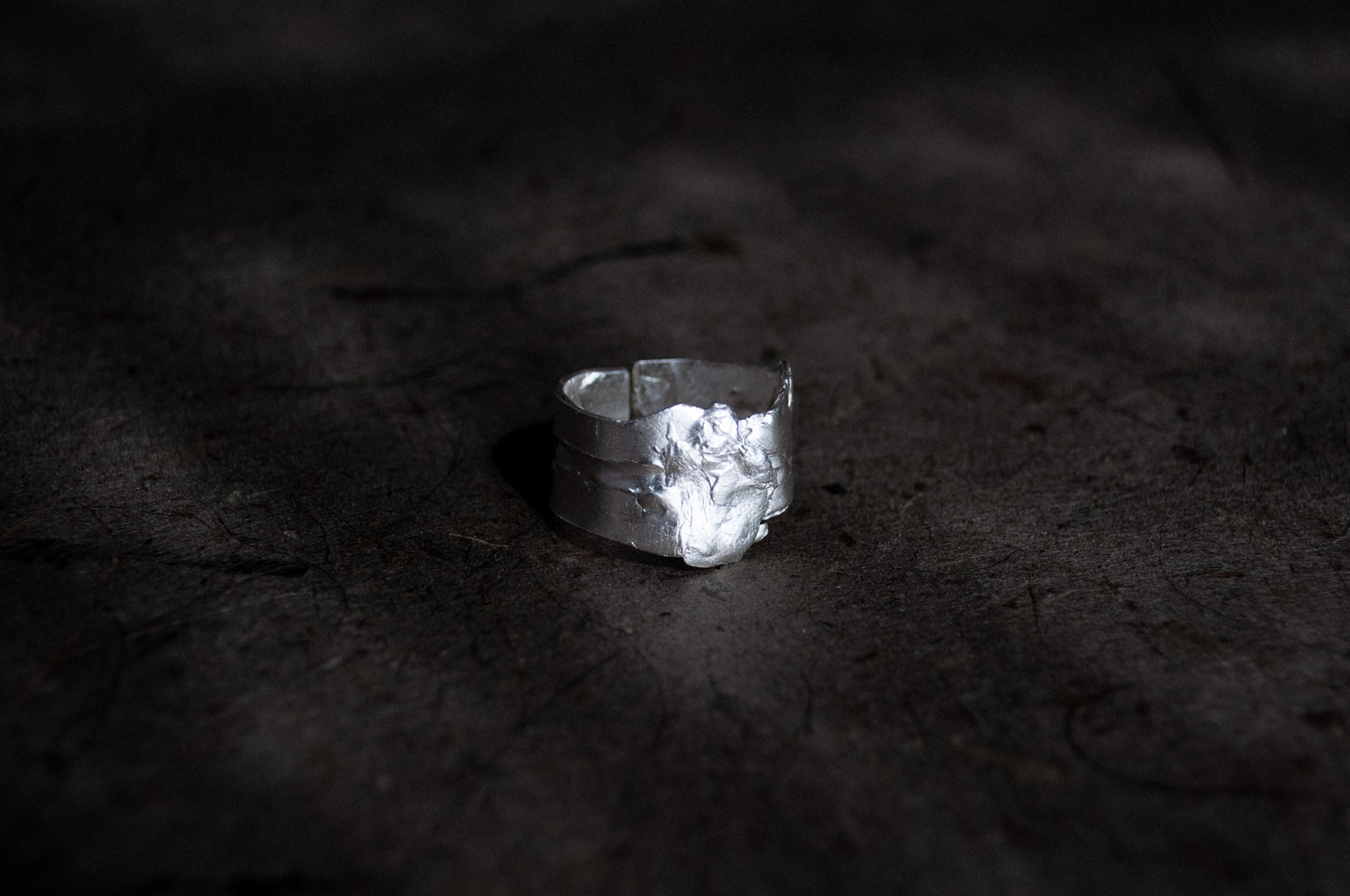 The Traveler's Ring